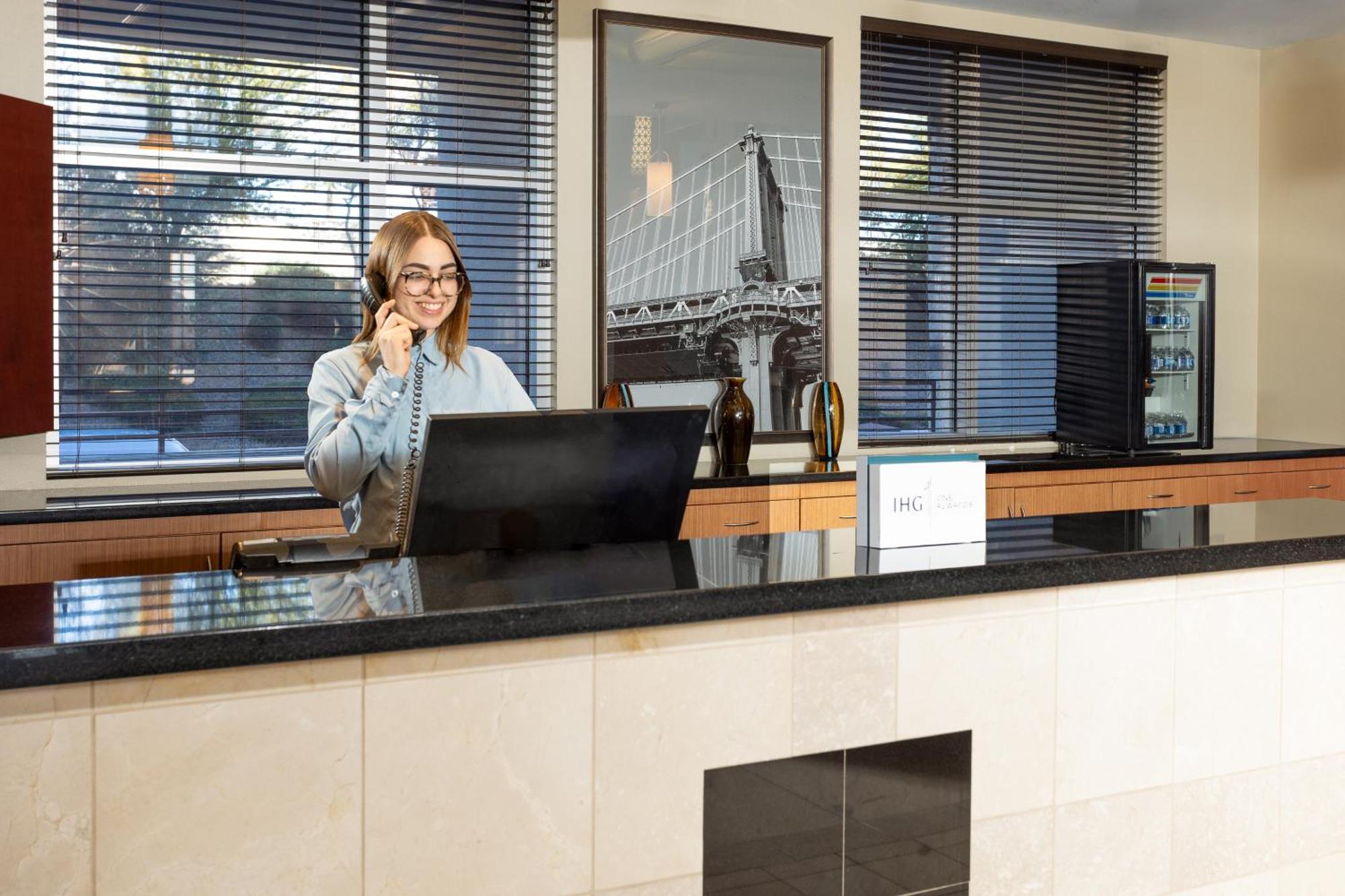 Staybridge Suites Las Vegas - Stadium District Екстериор снимка